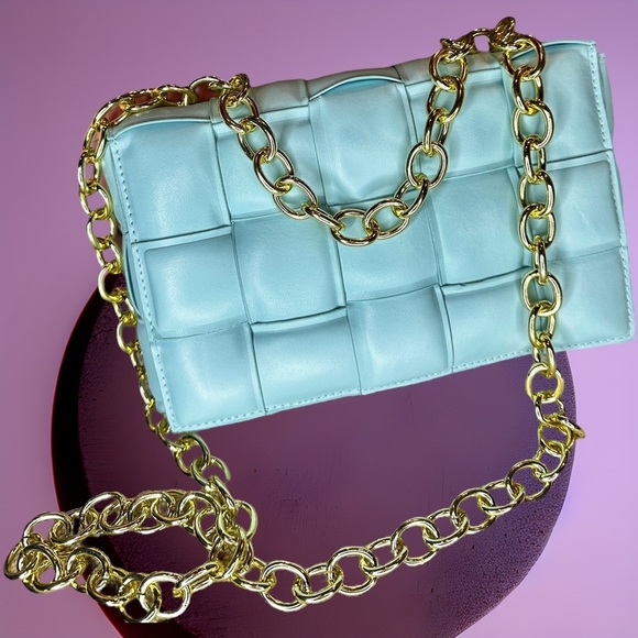 NEW Luxe Sky Blue Woven Vegan Leather Goldtone Chain Top Handle / Shoulder Bag - Picture 3 of 16